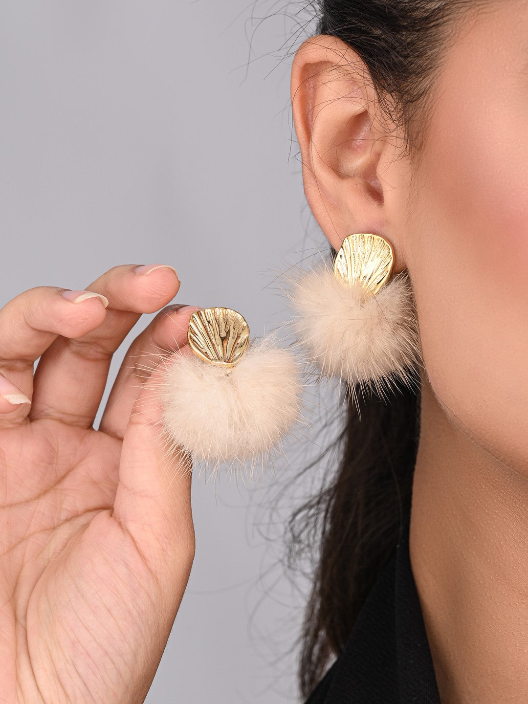 Frost Luxe Studs - Reenisaa