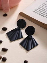 Black Petal Pop Fan Earrings