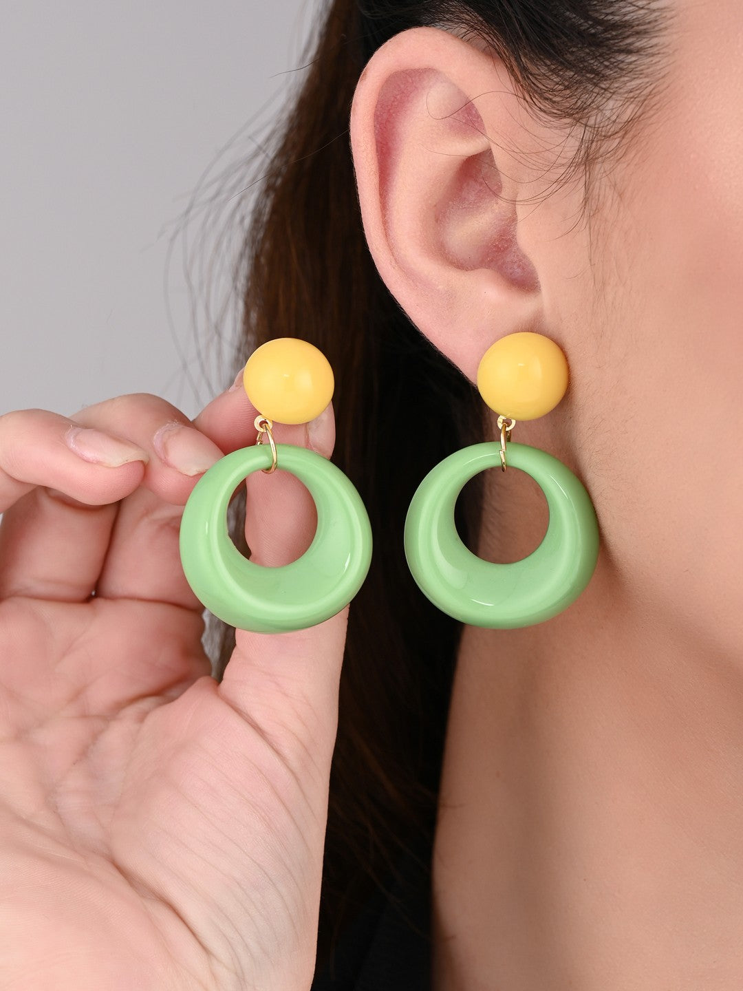 Meadow Green Swirl Earring - Reenisaa