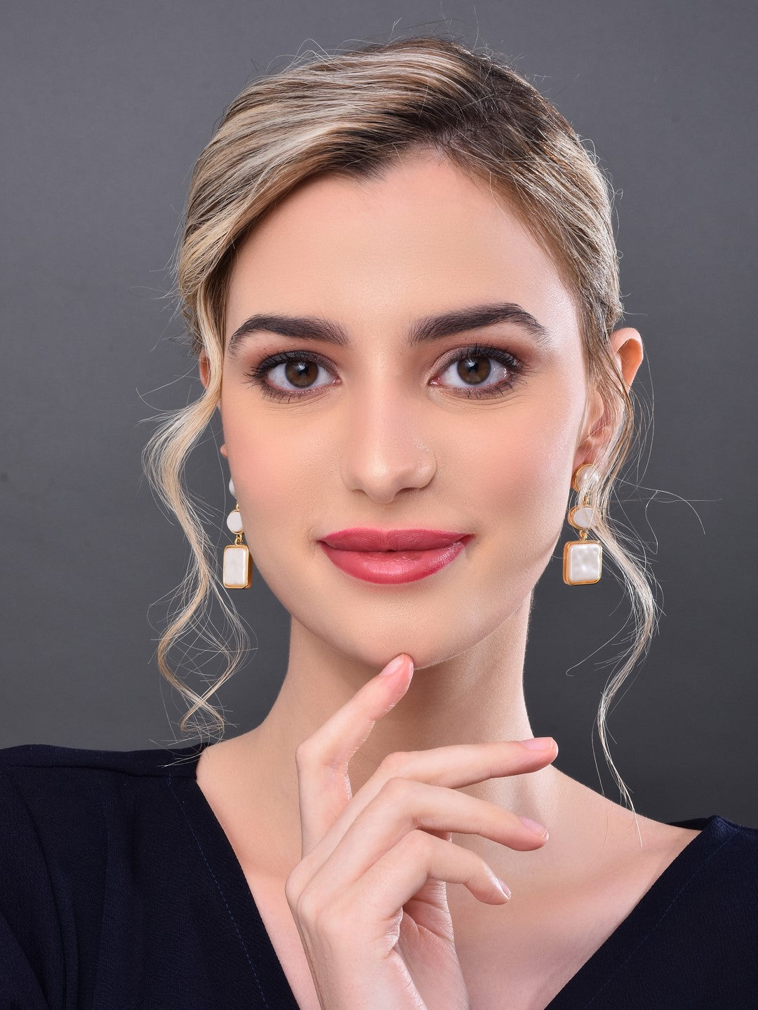 Geometric Pearl Earrings - Reenisaa