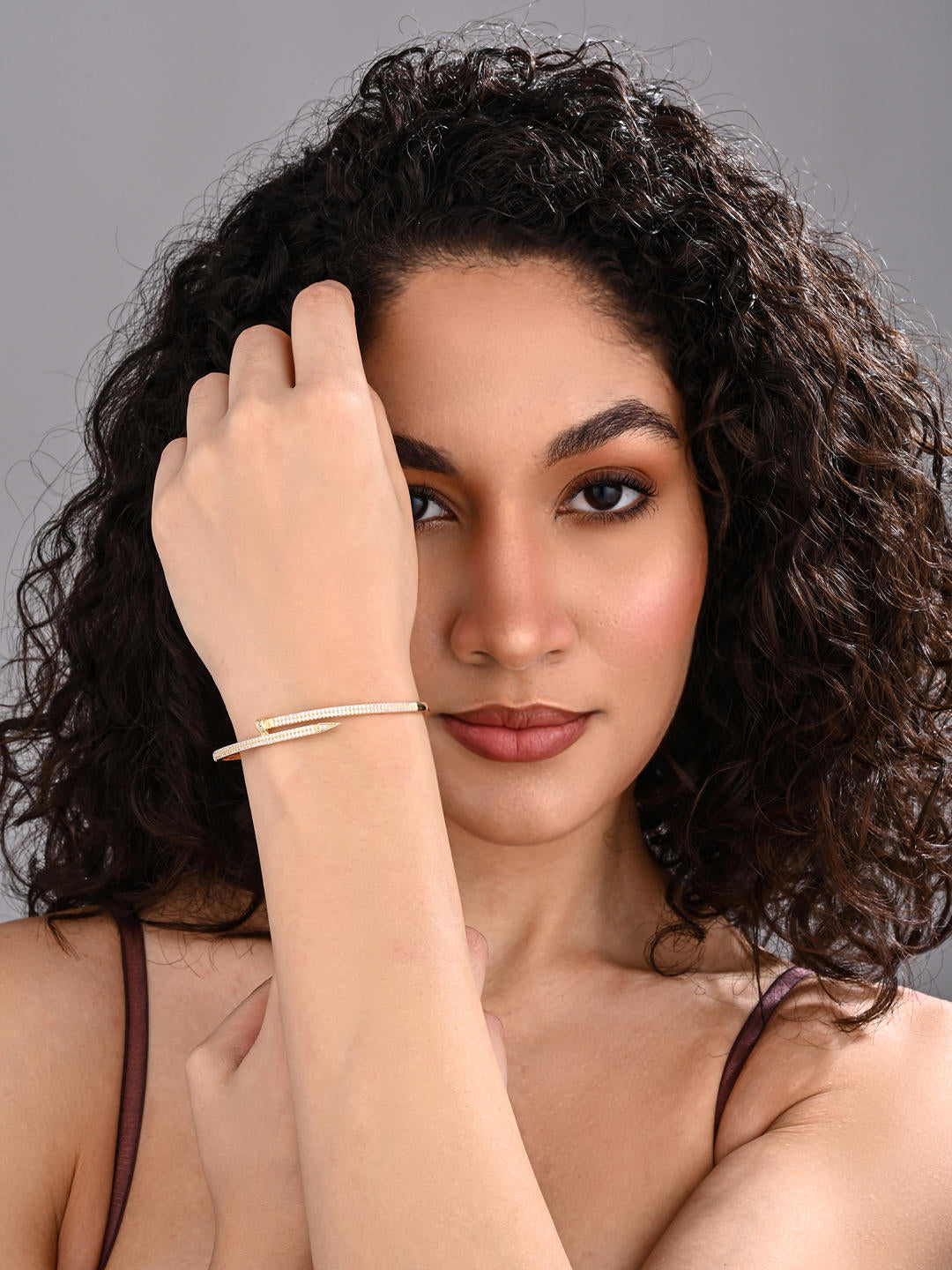 Luxe Nail-Tip Sparkle Bangle - Reenisaa