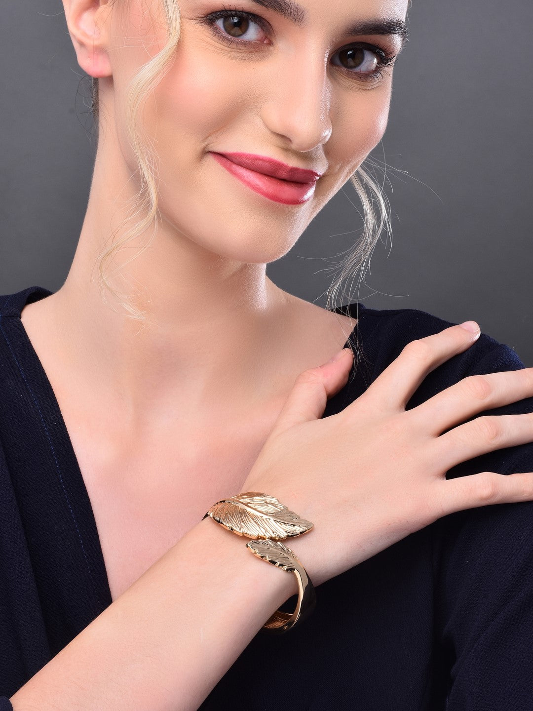 Leaf shaped Adjustable gold bangle - Reenisaa