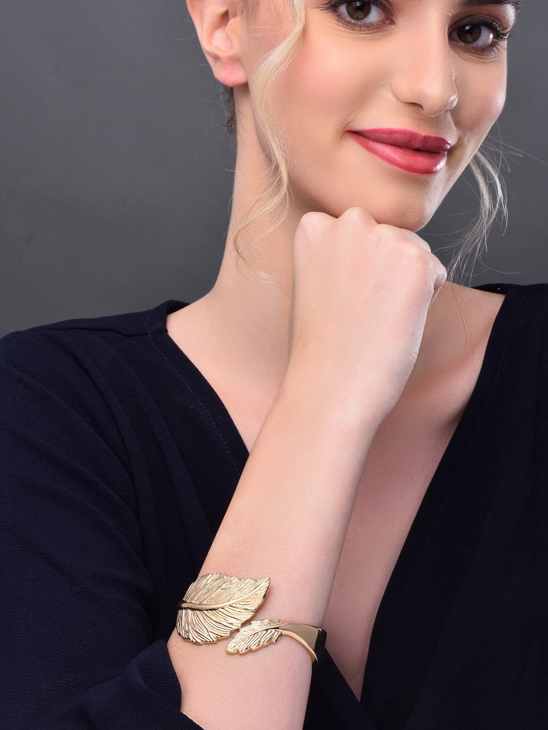 Leaf shaped Adjustable gold bangle - Reenisaa
