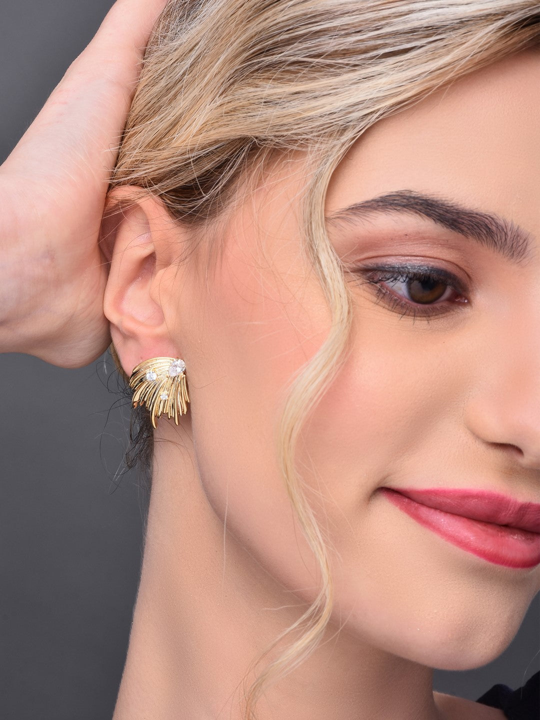 Modern Wing Earring in Gold - Reenisaa