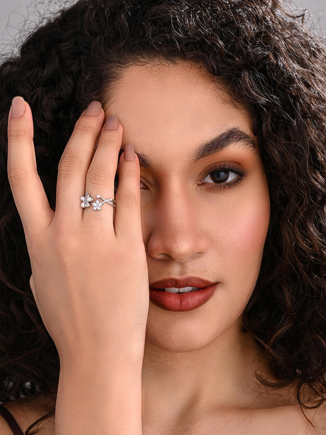Blossom Duo Pearl Ring in Silver - Reenisaa