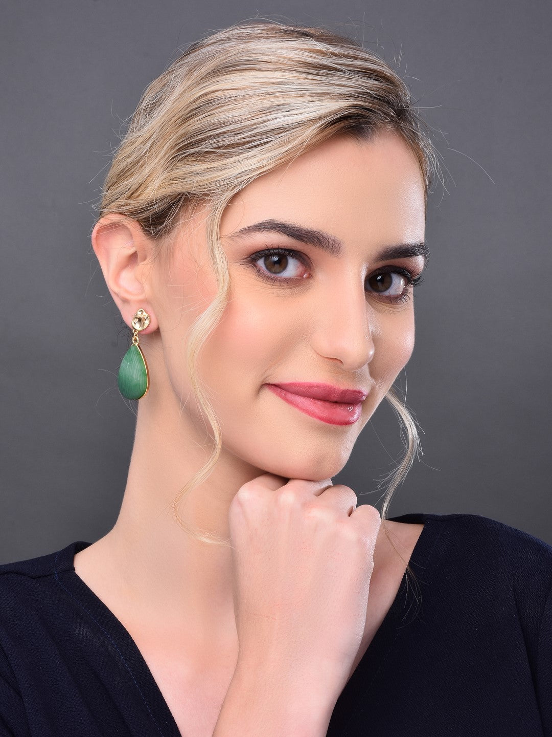 Green Resin Drop Earrings - Reenisaa