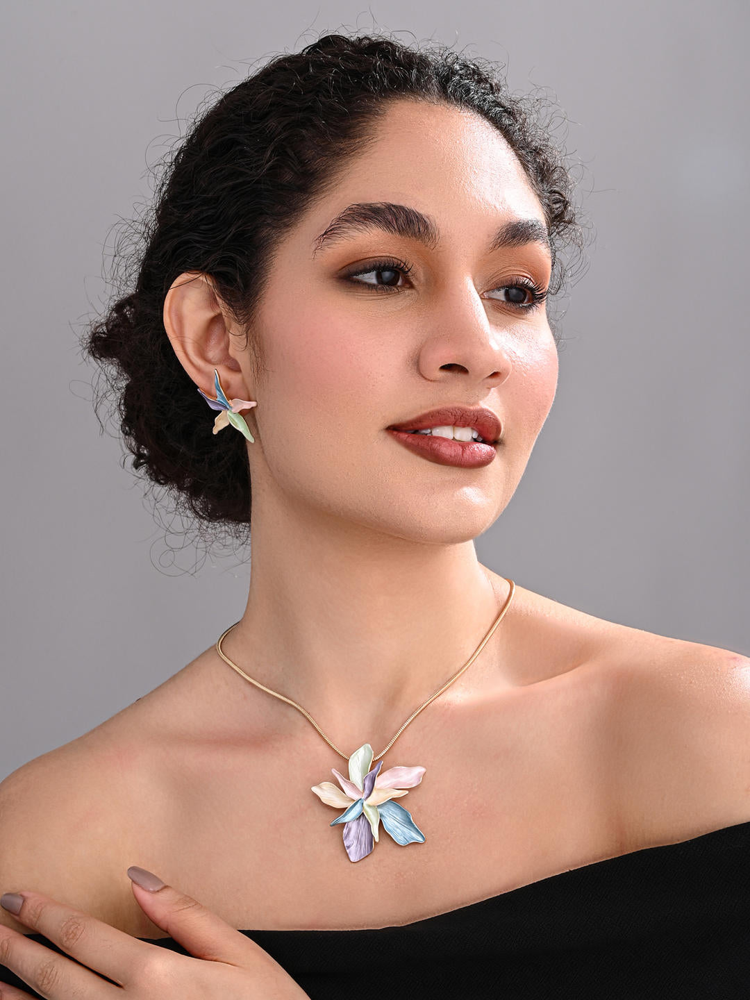 Pastel Petal Bloom Necklace Set - Reenisaa