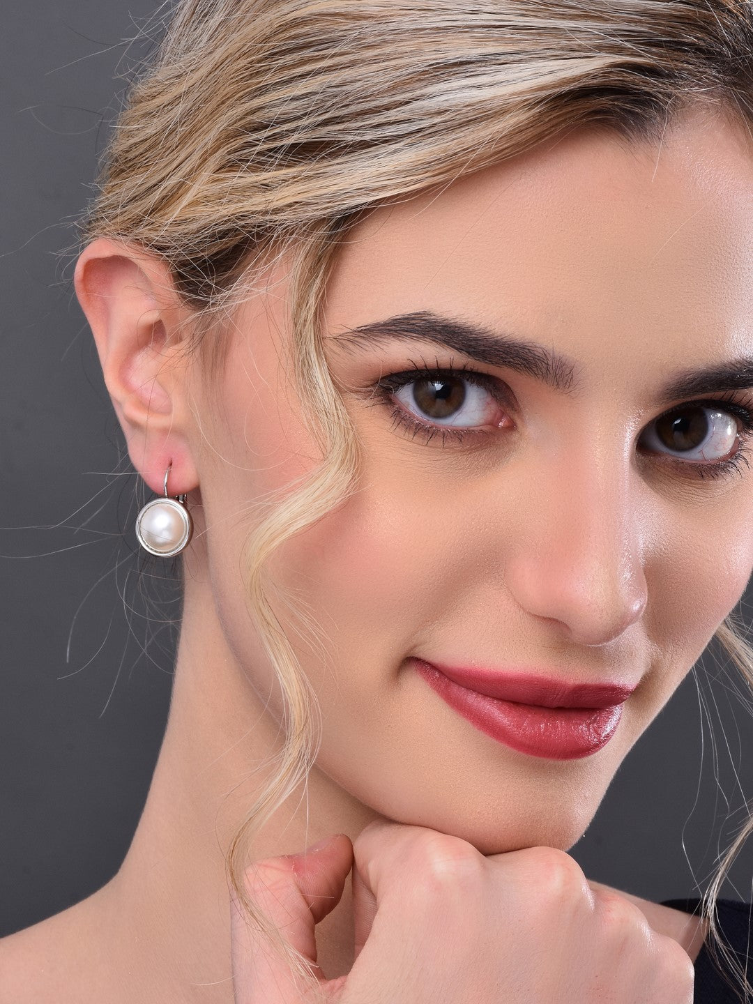 Rhodium Plated Pearl Drop Earring - Reenisaa