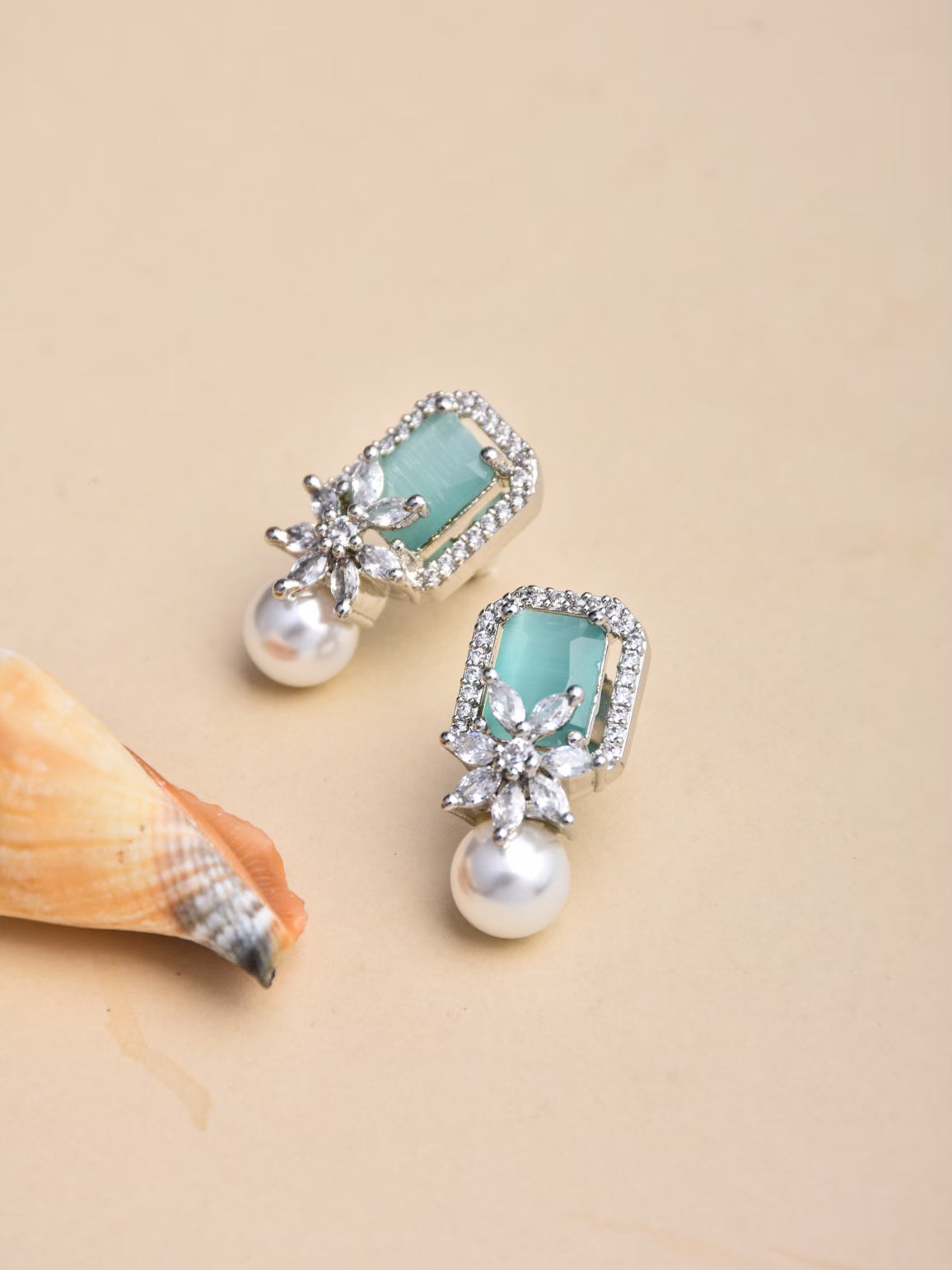 Mint Green Pearl Stud Earring - Reenisaa