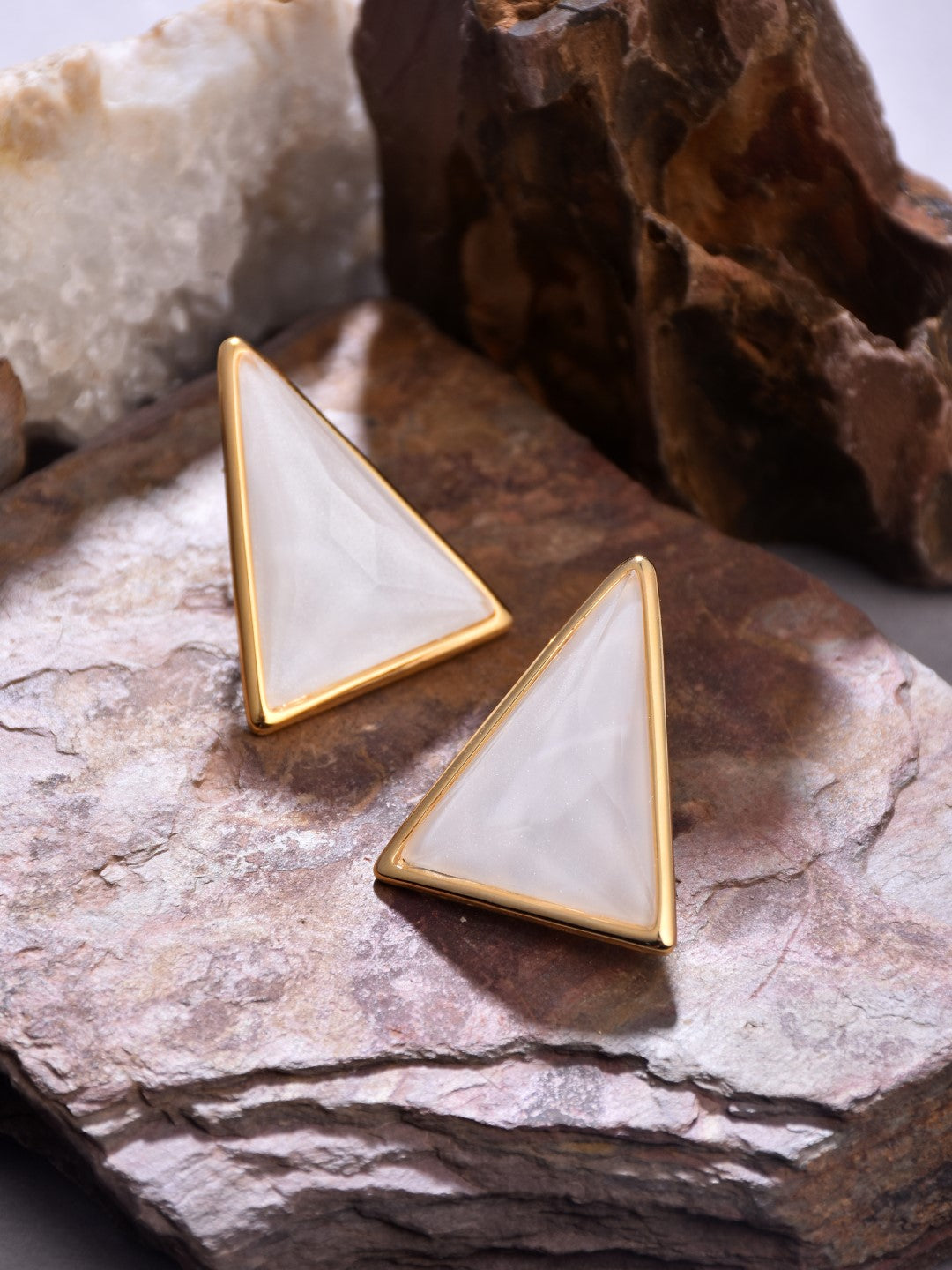 Enamel White Triangle Earring - Reenisaa