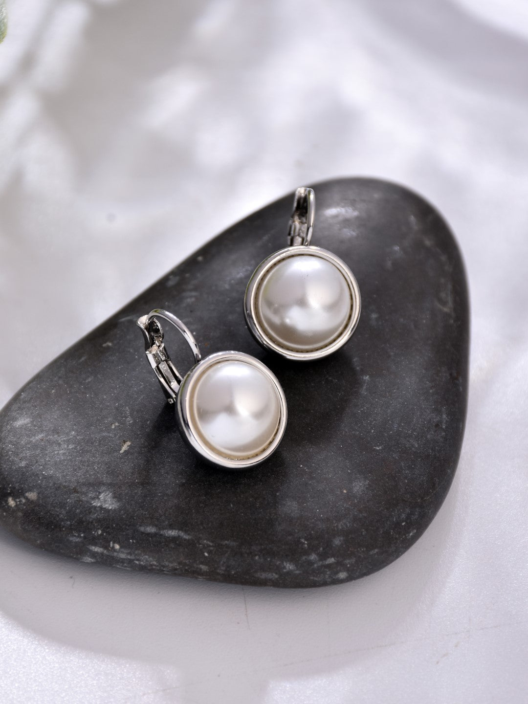 Rhodium Plated Pearl Drop Earring - Reenisaa
