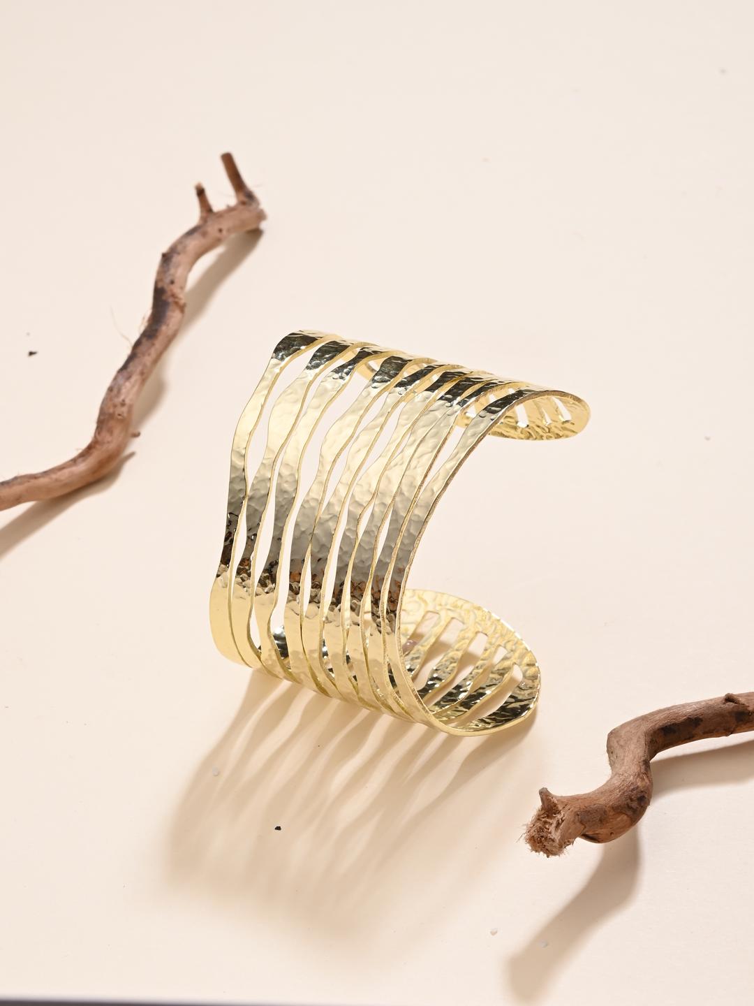 Sculpted Shine Bangle - Reenisaa