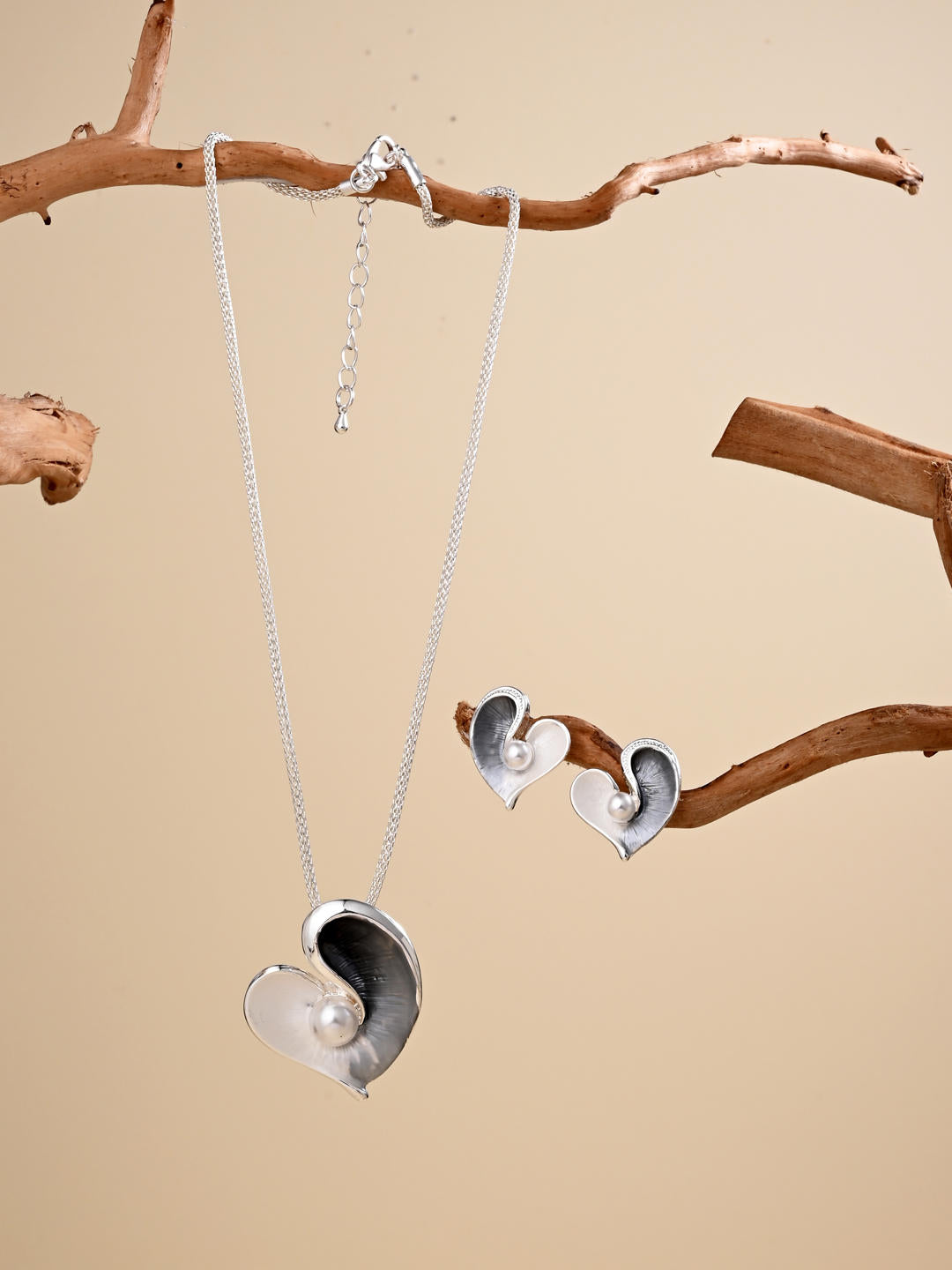 Silver Mist Heart Necklace Set - Reenisaa