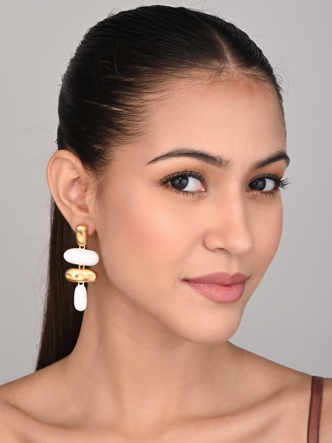 Modern Muse Dual-Tone Drops - White & Gold - Reenisaa