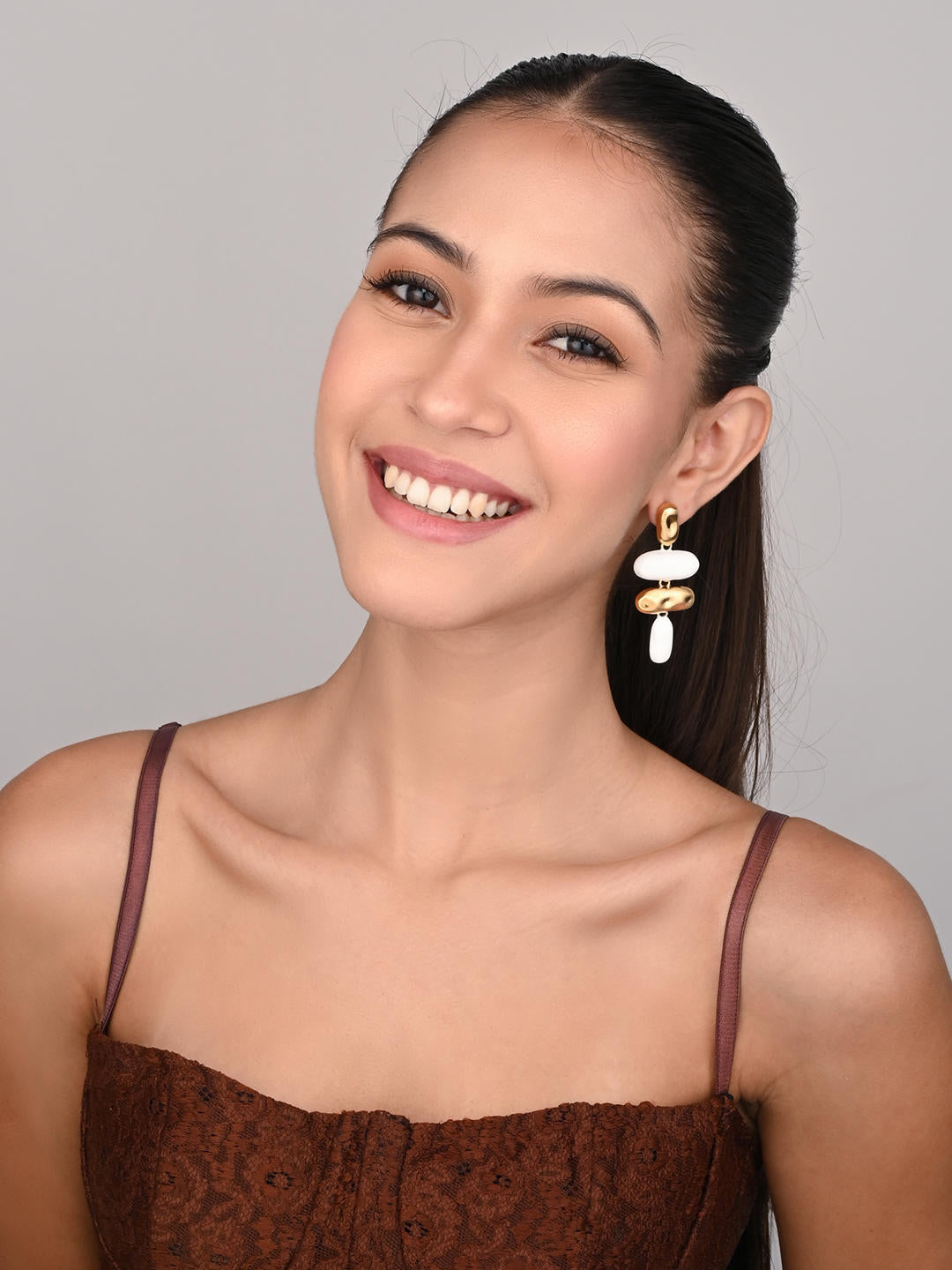 Modern Muse Dual-Tone Drops - White & Gold - Reenisaa
