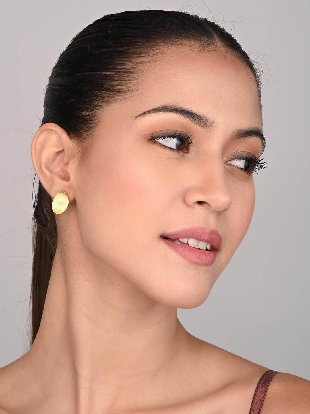 18k gold plated Stud Earring - Reenisaa