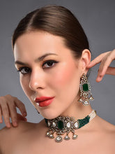 Fine Emerald Green Victorian Choker Set