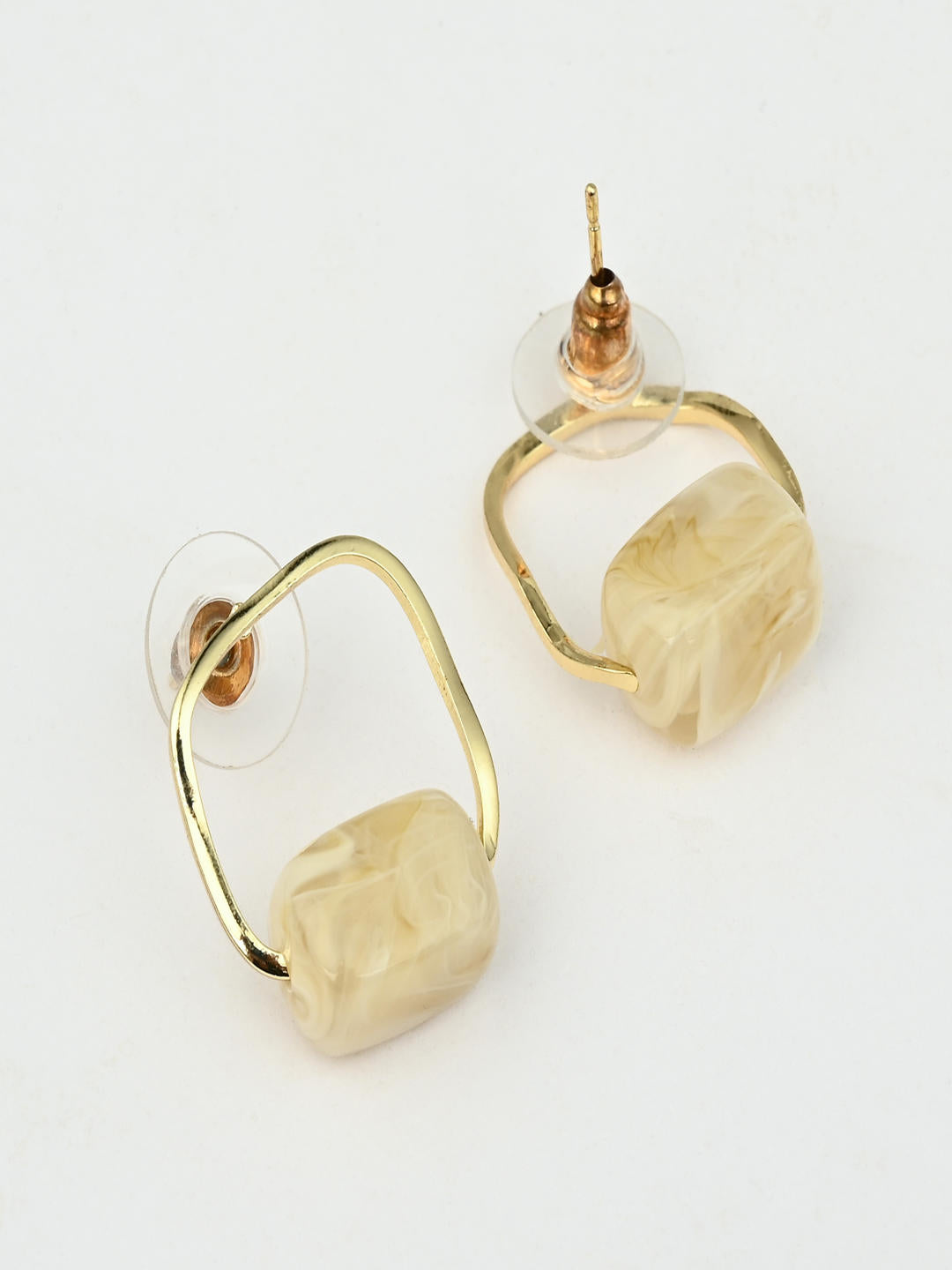 Frost Edge Studs