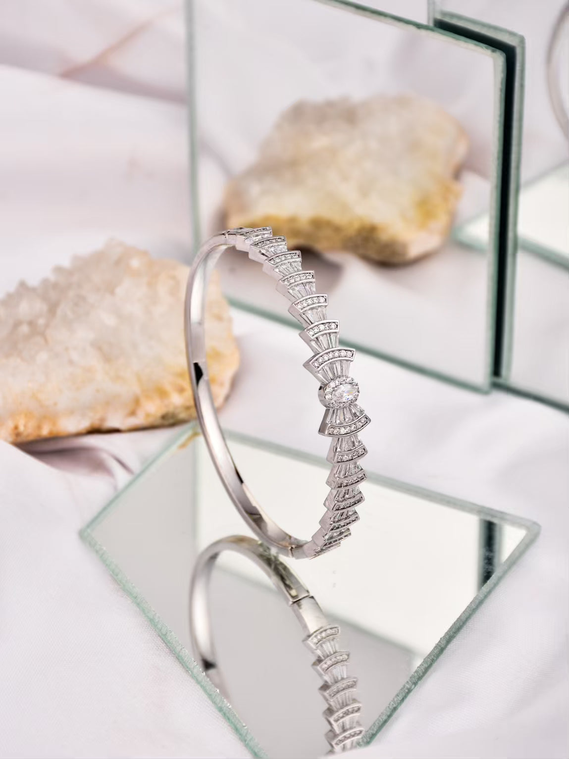 Bow Shaped Ad Stone Openable Bangle - Reenisaa