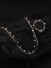 Luxe Loop Pearl Necklace and Bracelet Set