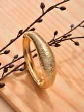 Brushed Adjustable Stripe gold bangle