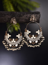 Pearl Majesty Chandbali Earring