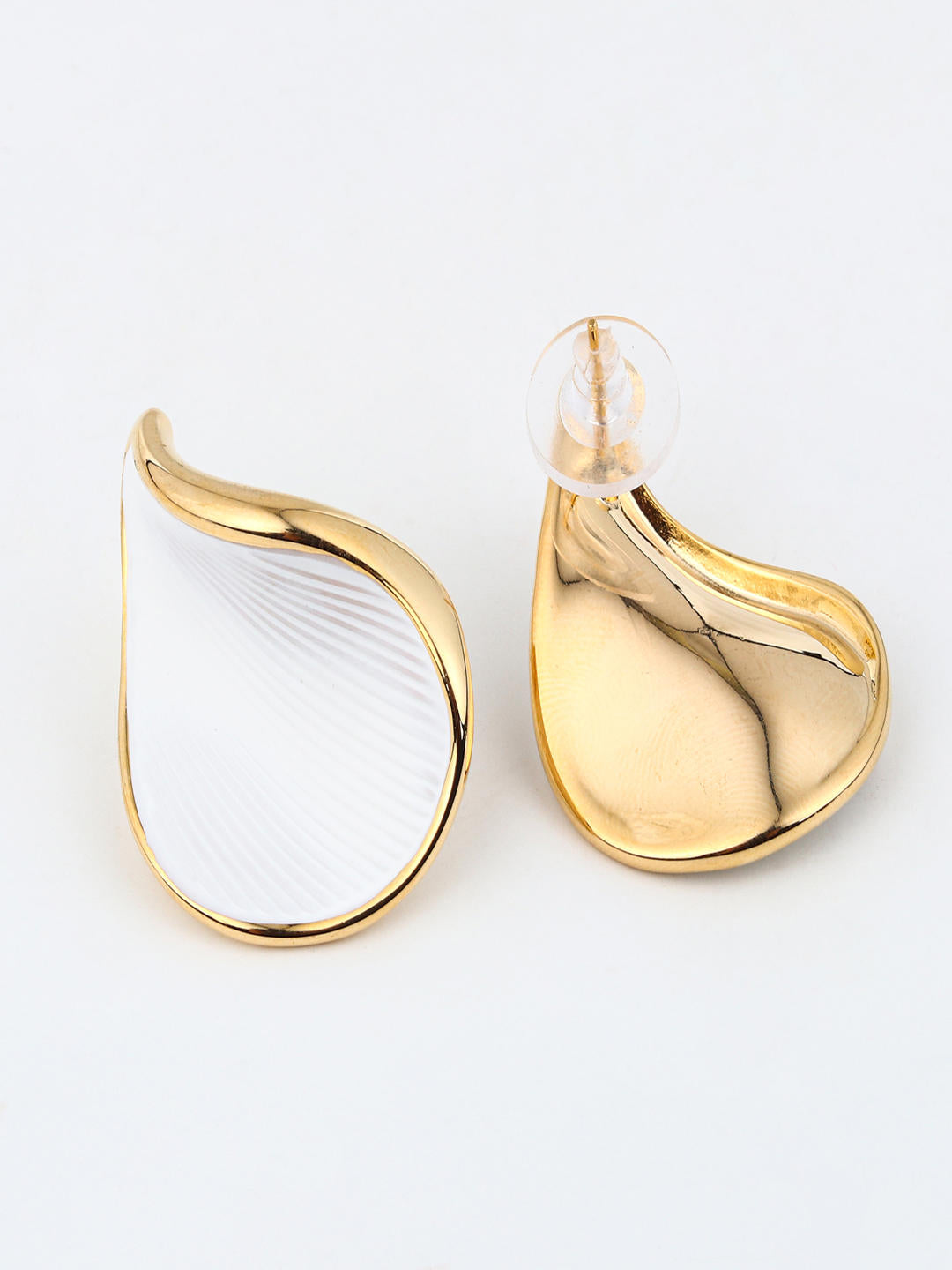 Elegant White Teardrop Wave Earrings