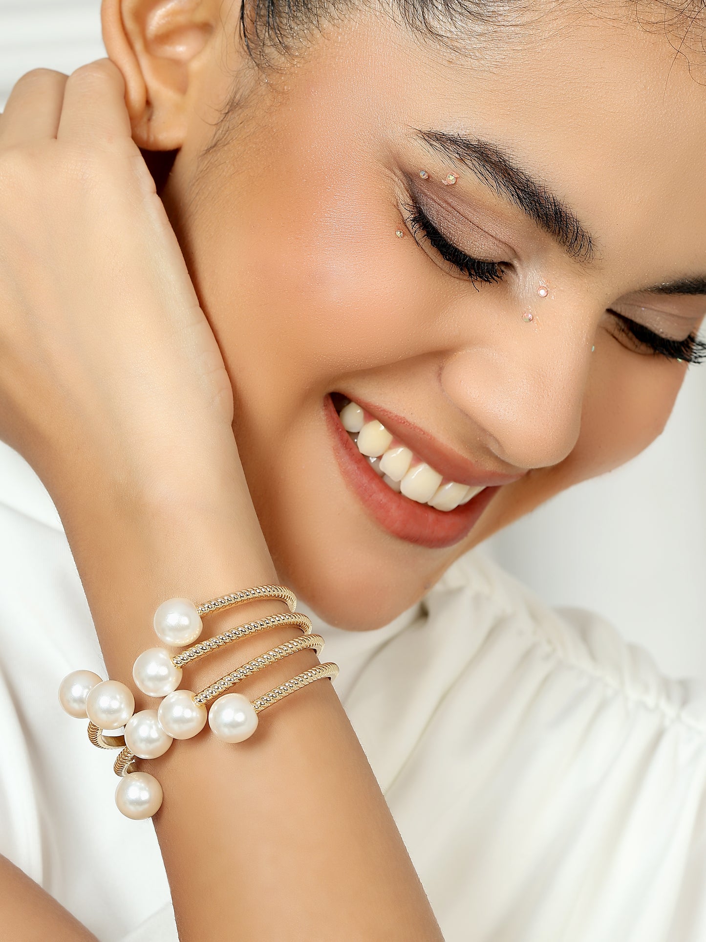 Gold Pearl Openable Bangle