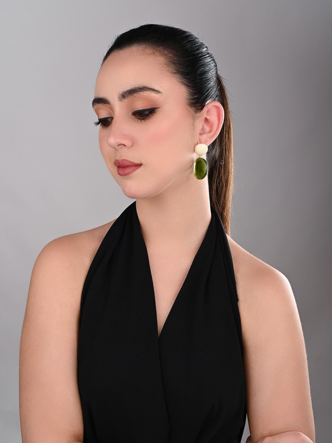 Verdant Glow Drop Earrings