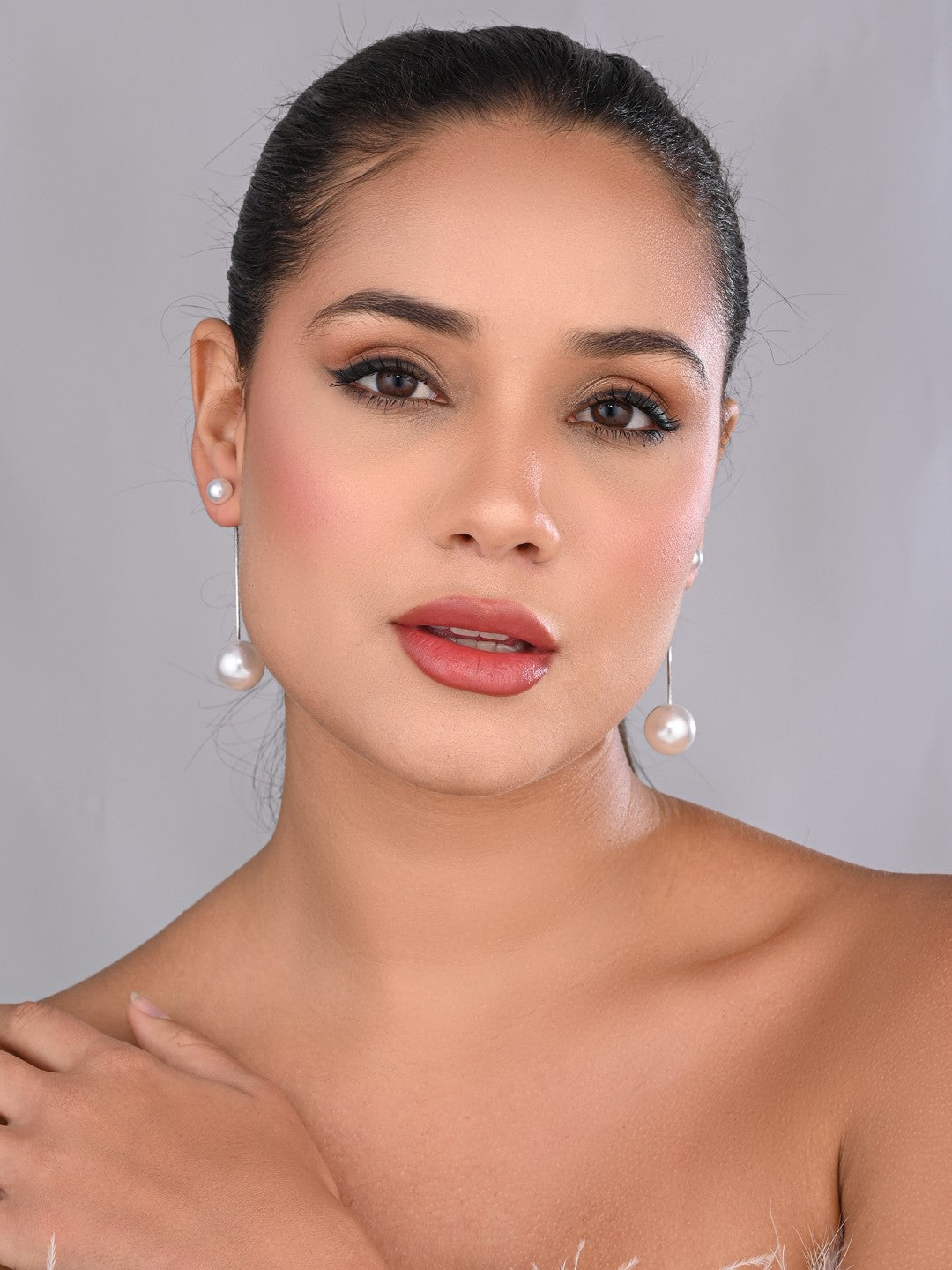 Luna Pearl Drop Earrings
