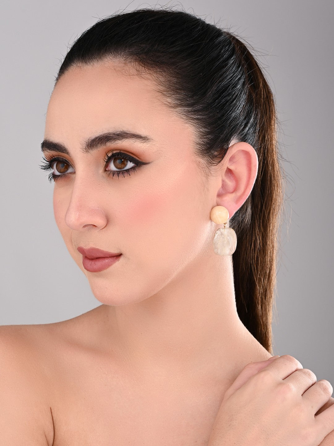 Ivory Swirl Drops