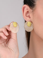 OLIVE MIST STUD EARRING
