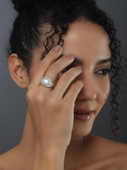 Gold Pearl Ring
