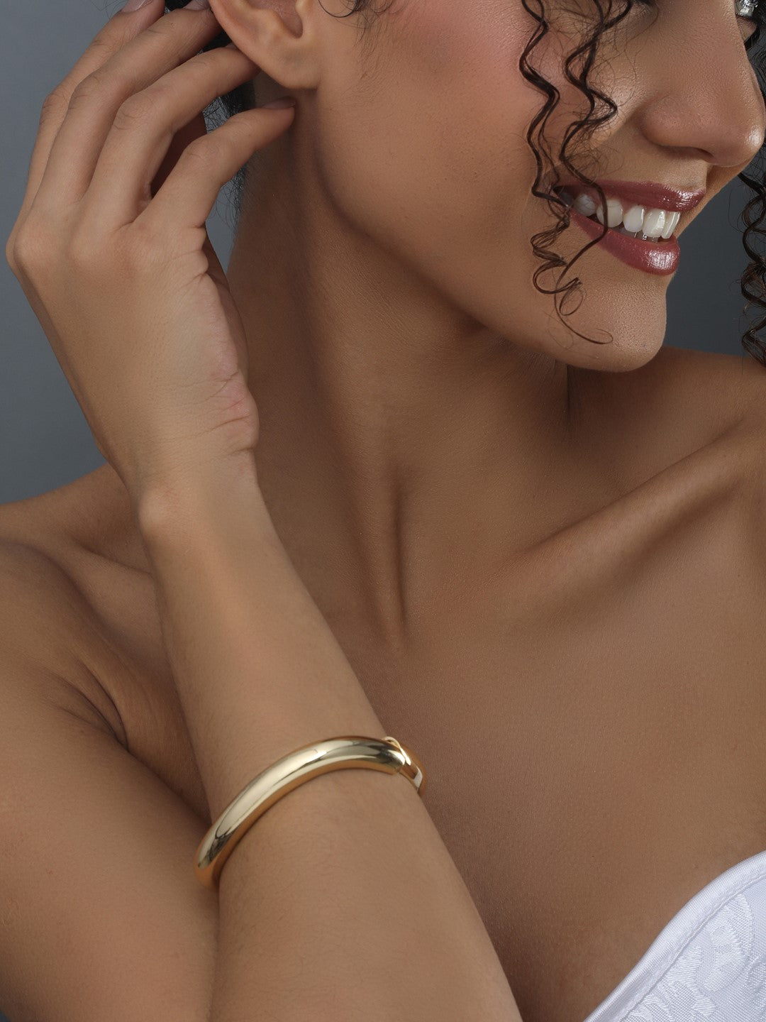 Gold Plain Bangle