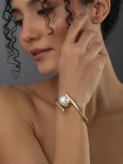 Pearl Gold Bangle