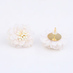 Ivory Daisy Bloom Studs