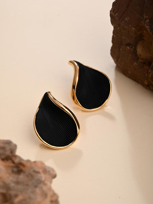 Elegant Black Teardrop Wave Earrings