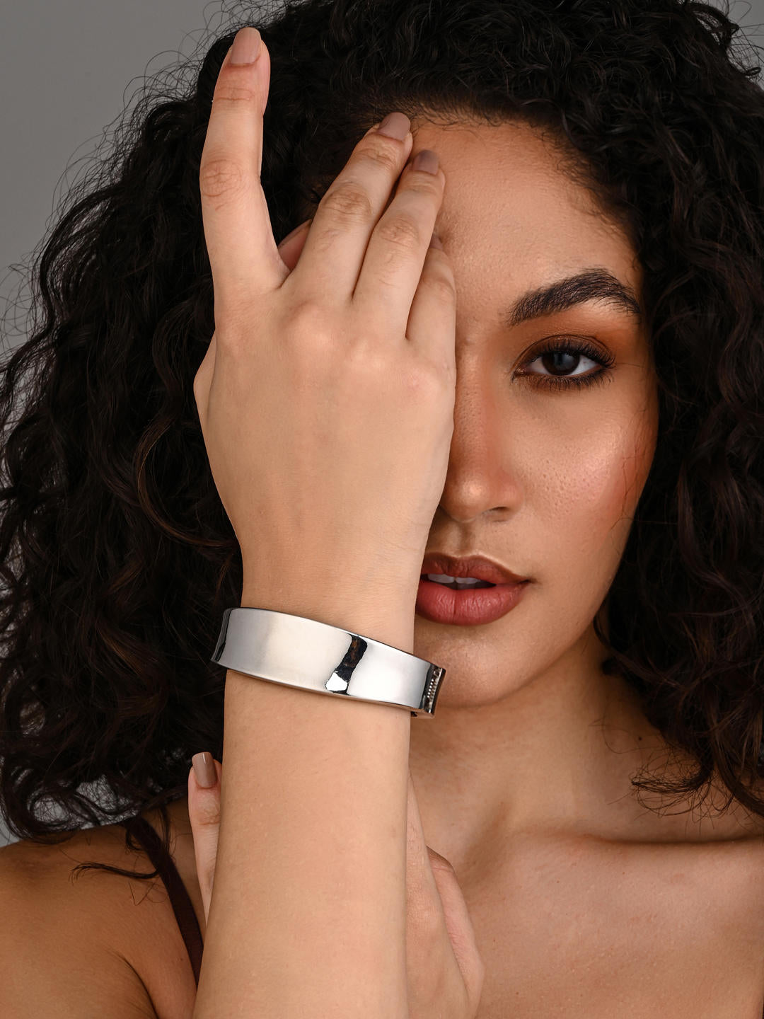 Regal Aura Classic Band – Silver