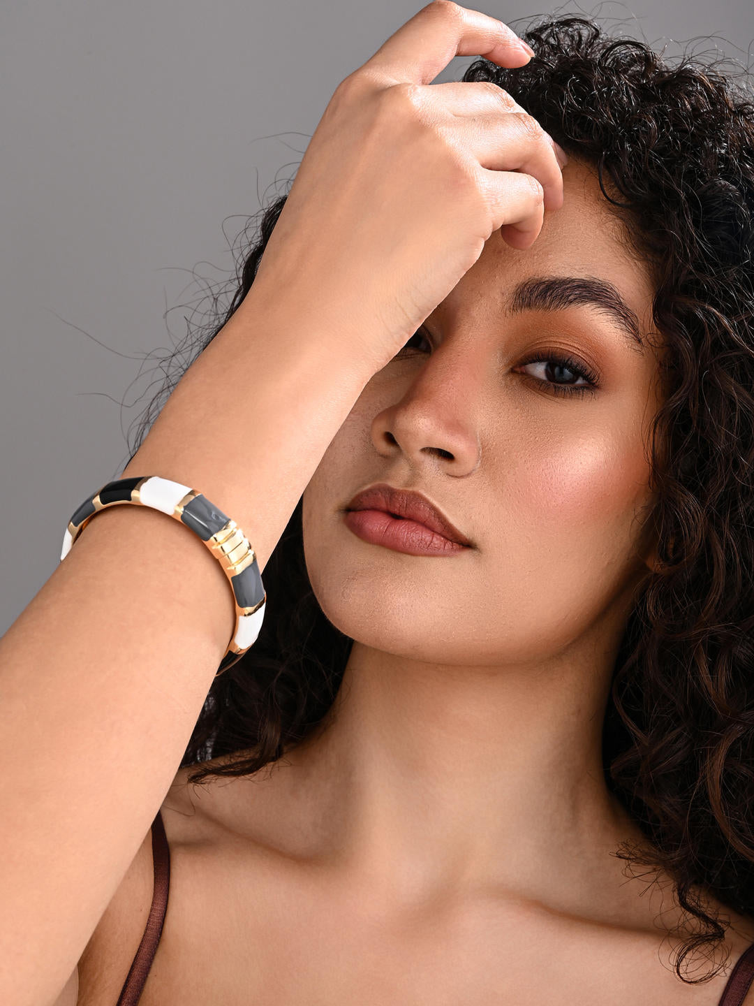 Enamel Voyage Colorblock Bangle – Black & White