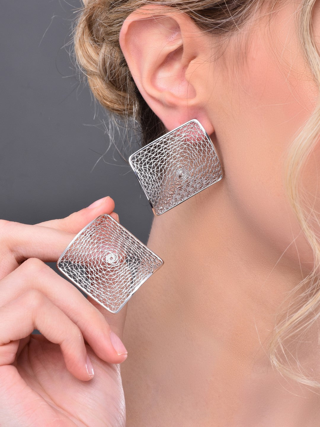 Silver Mesh Square Earring