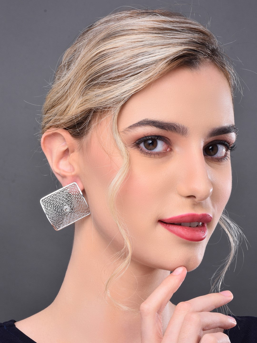 Silver Mesh Square Earring