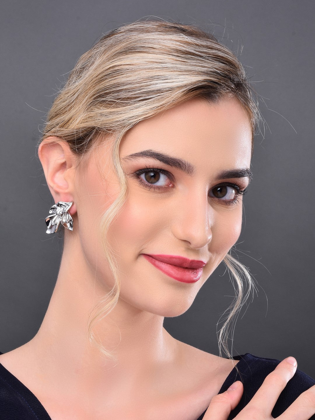 Silver Leaf Shape Earring