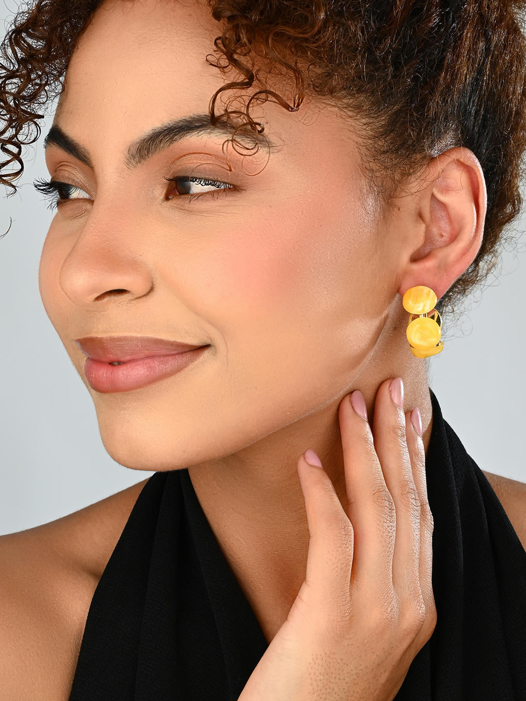 Mustard Bloom Earrings