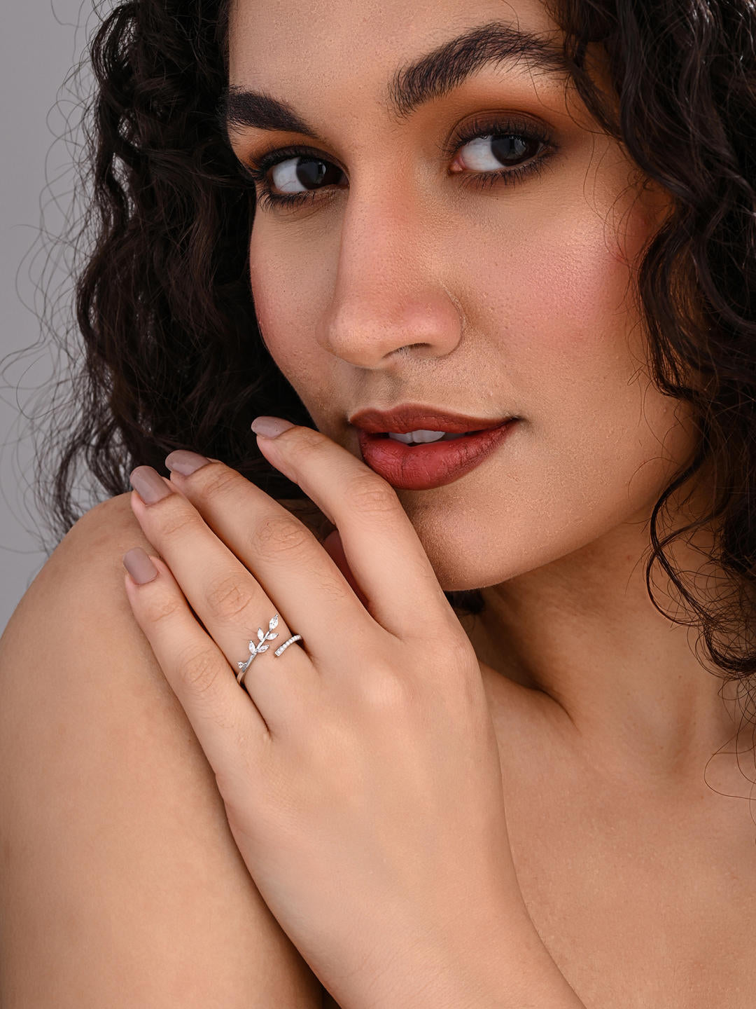 Dewdrop Vine Adjustable Ring – Silver