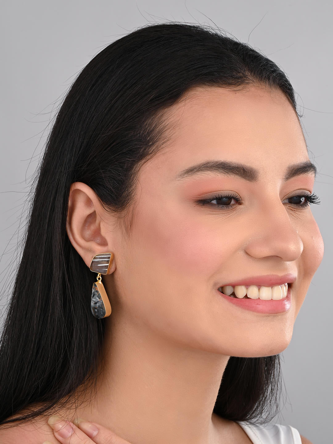 Smoky Pebble Stone Earrings