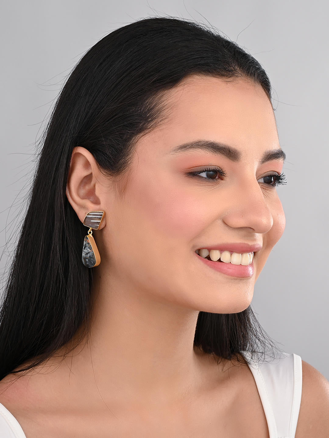 Smoky Pebble Stone Earrings