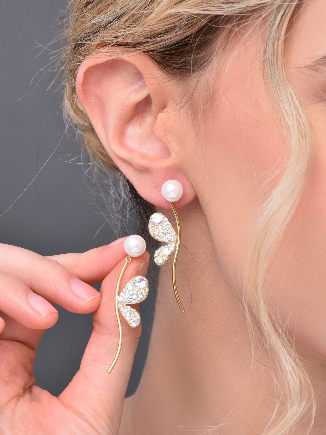 Butterfly wings Pearl Crystal Earring
