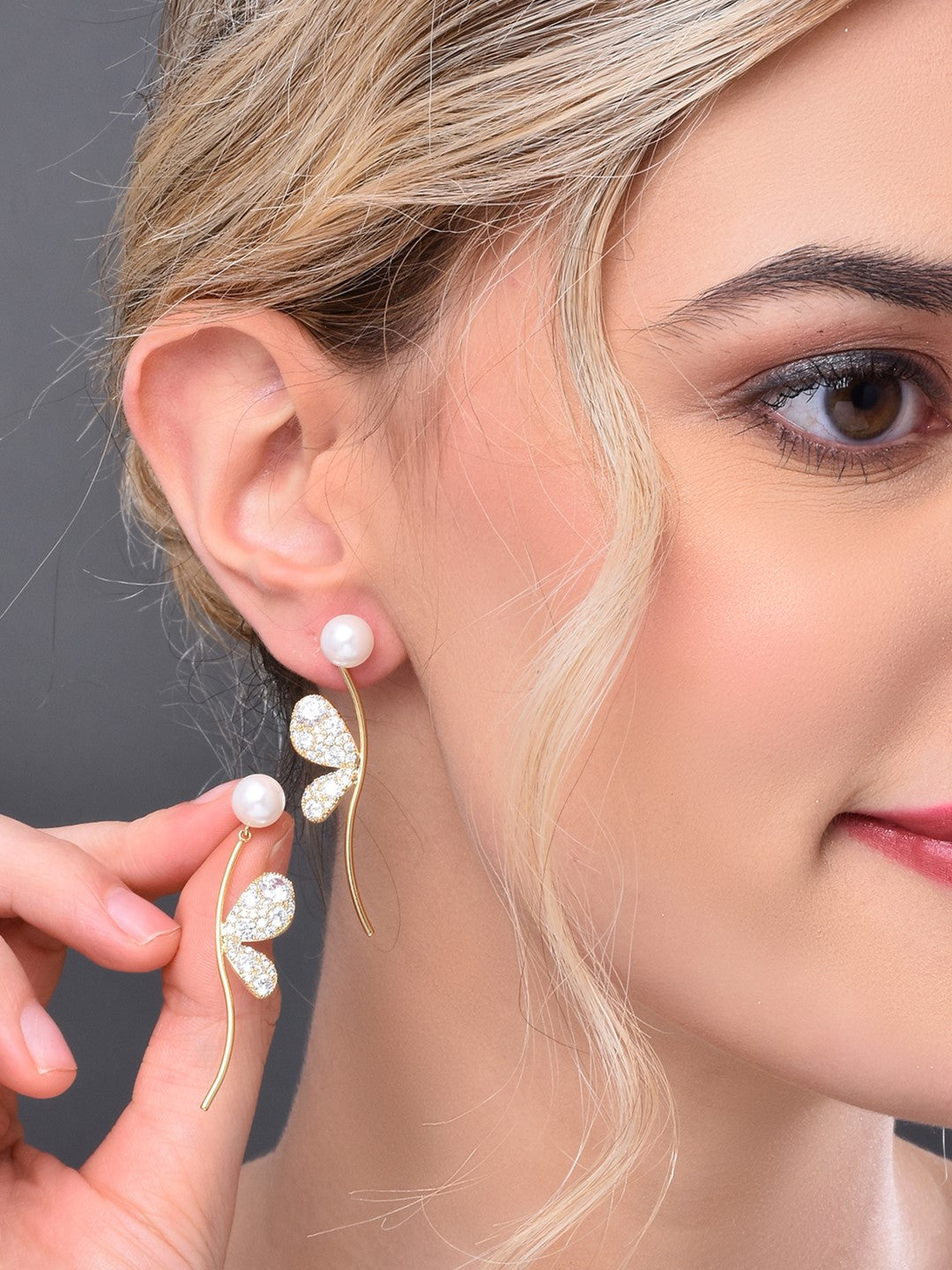 Butterfly wings Pearl Crystal Earring