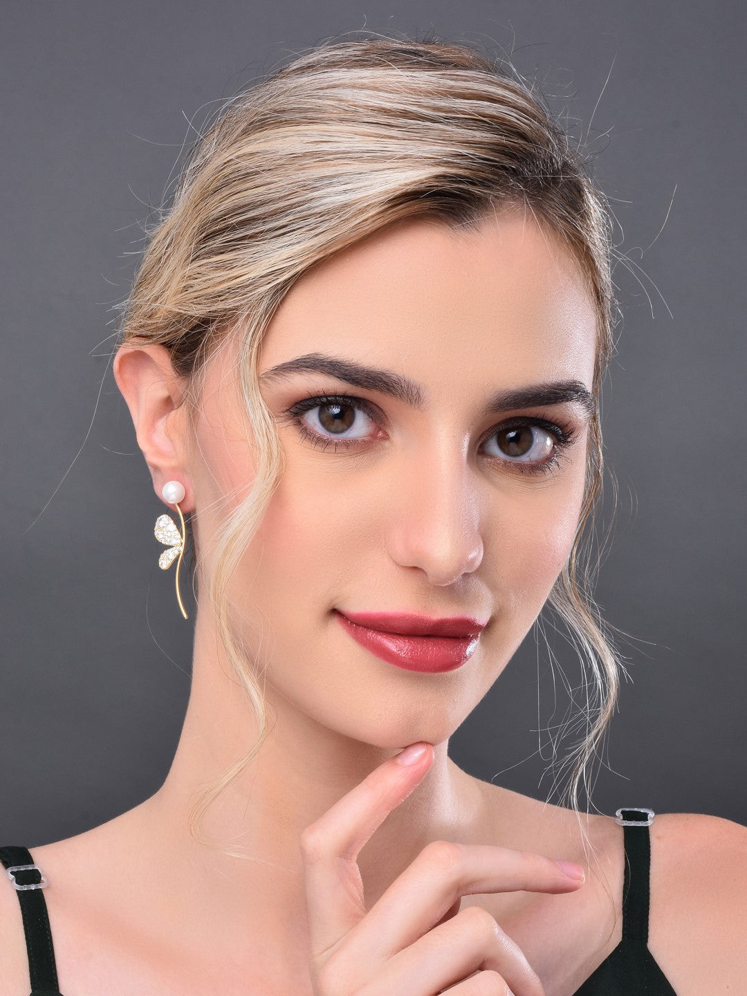 Butterfly wings Pearl Crystal Earring