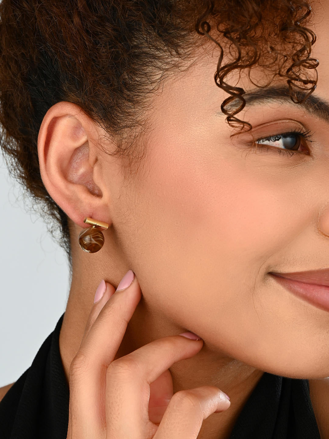 Aurora Pebble Studs